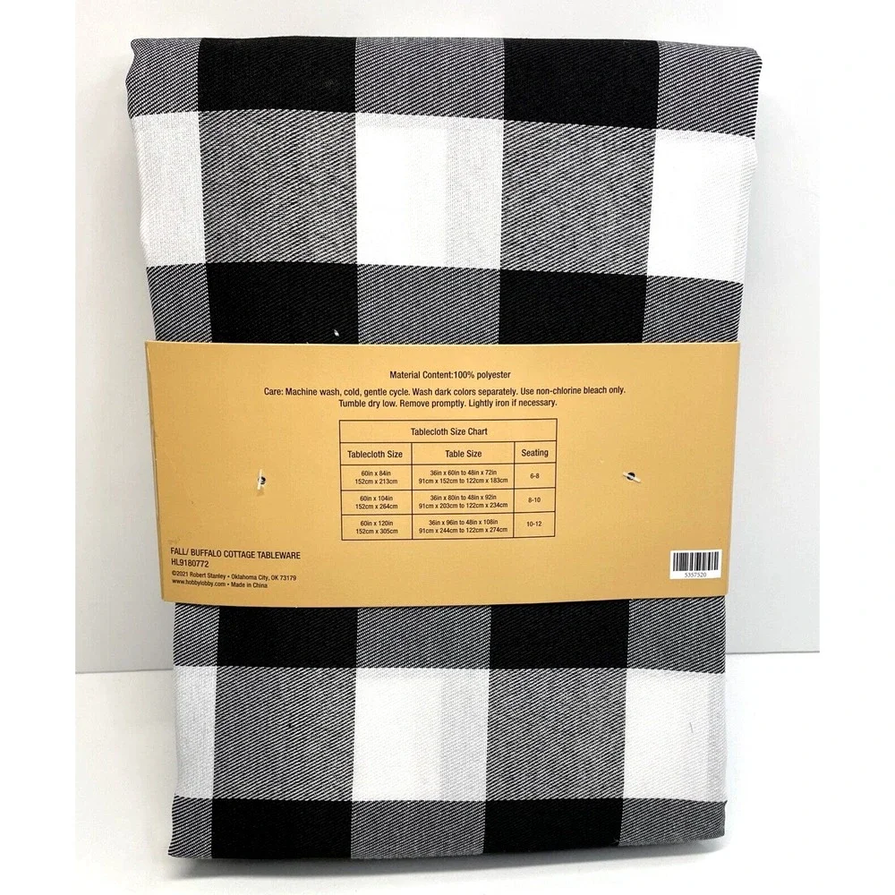 ROBERT STANLEY BUFFALO PLAID COTTAGE BLACK/WHITE 60X84 TABLECLOTH